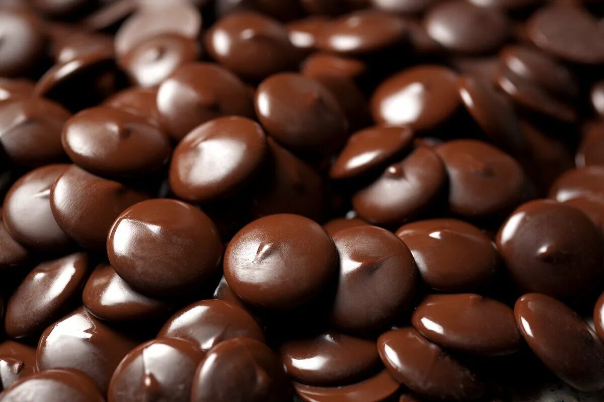 Кондитерский бельгийский шоколад дропсы. Callebaut 811 темный. Молочный шоколад дропсы. Шоколадная глазурь дропсы.