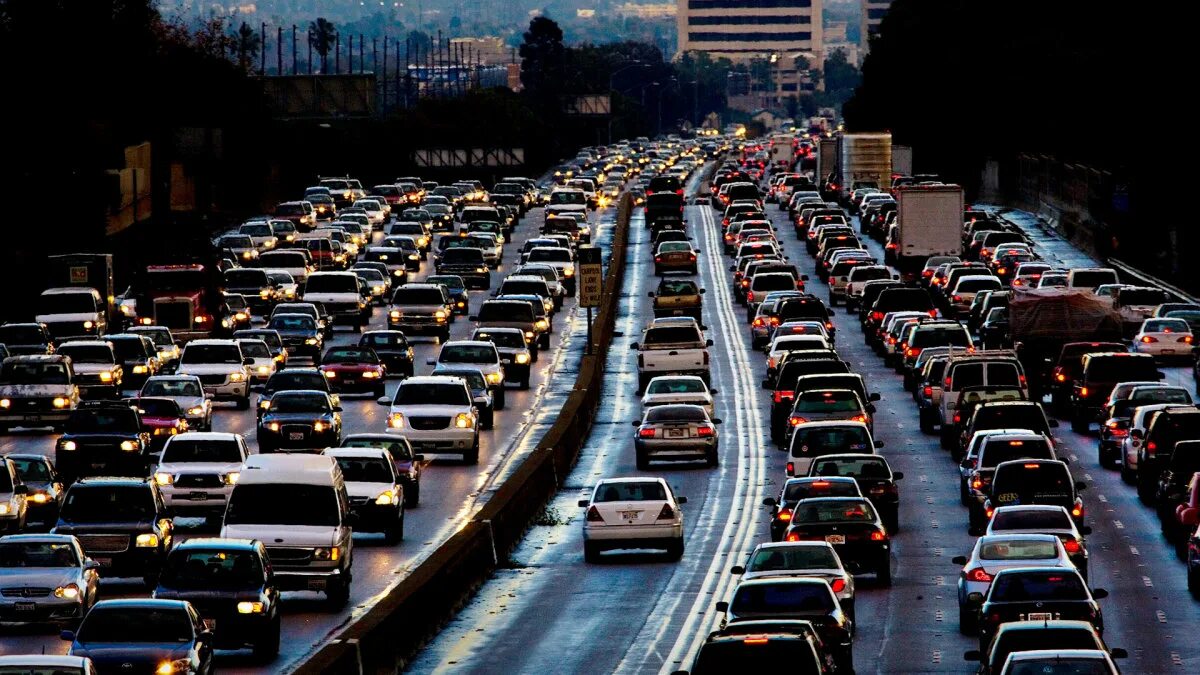 Traffic picture. Лос Анджелес автомобильное движение. Поток машин в городе. Много машин. Автомобильная пробка.