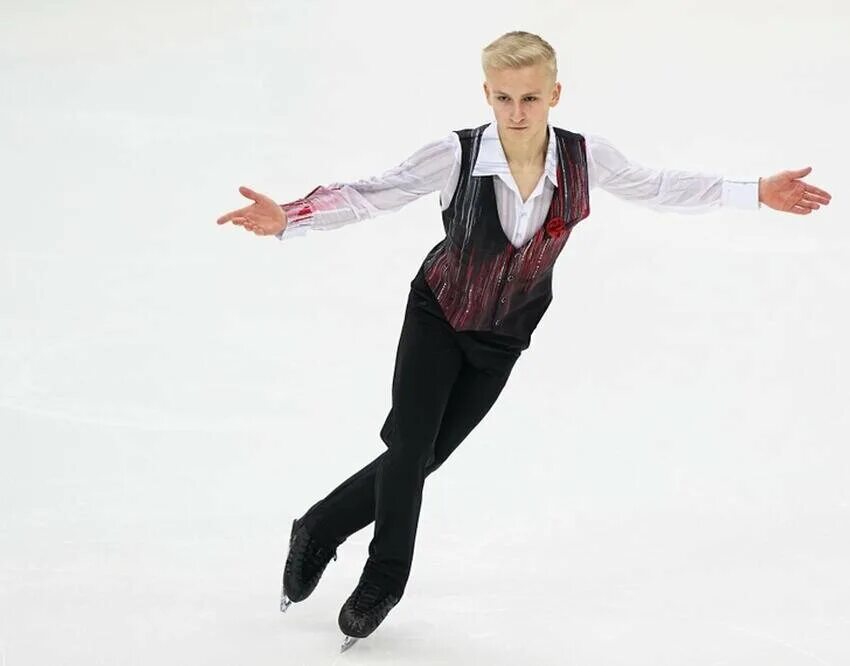 Произвольная программа матвея ветлугина. Максим ветлугин фигурист. Произвольная программа матвея ветлугина. Матвей ветлугин фигурист. Ветлугин чемпионат санкт-петербурга.