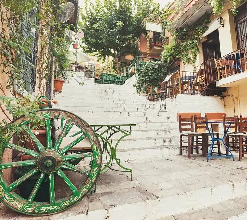 Ханья крит улочки. Ксанфи греция. Район керамик в древней греции. Субура район рима. Анафиотика афины.