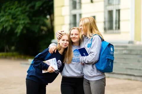 Не смотря на университет