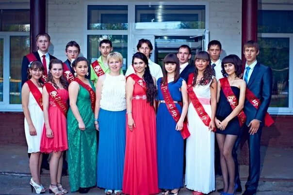 бисерть октябрьская. школы п. посёлок бисерть свердловская область. школы п. бисерть школа номер 1.