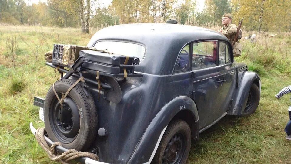 Москвич военных лет. Opel Kadett 38. Москвич 401 Опель. Москвич 401 и Опель кадет. Опель 38 Москвич 401.