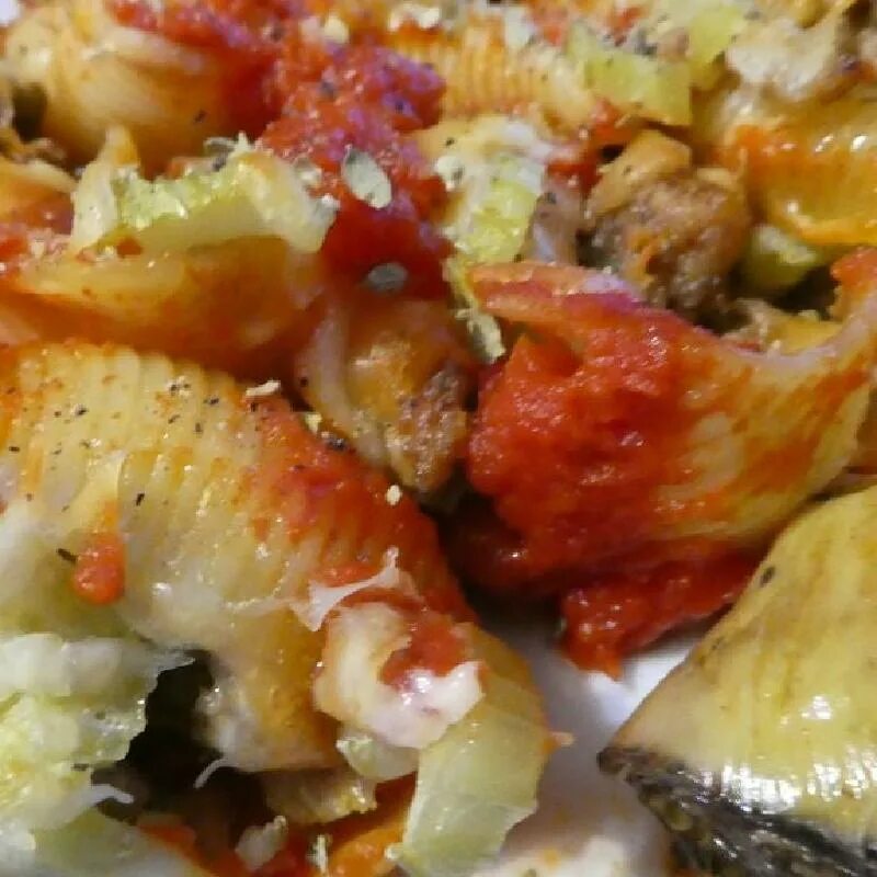 Ракушки с фаршем в духовке со сливками. Ракушки с фаршем в духовке со сливками. Крупные макароны для фаршировки. Феллини фаршированные фаршем. Конкильони фаршированные.