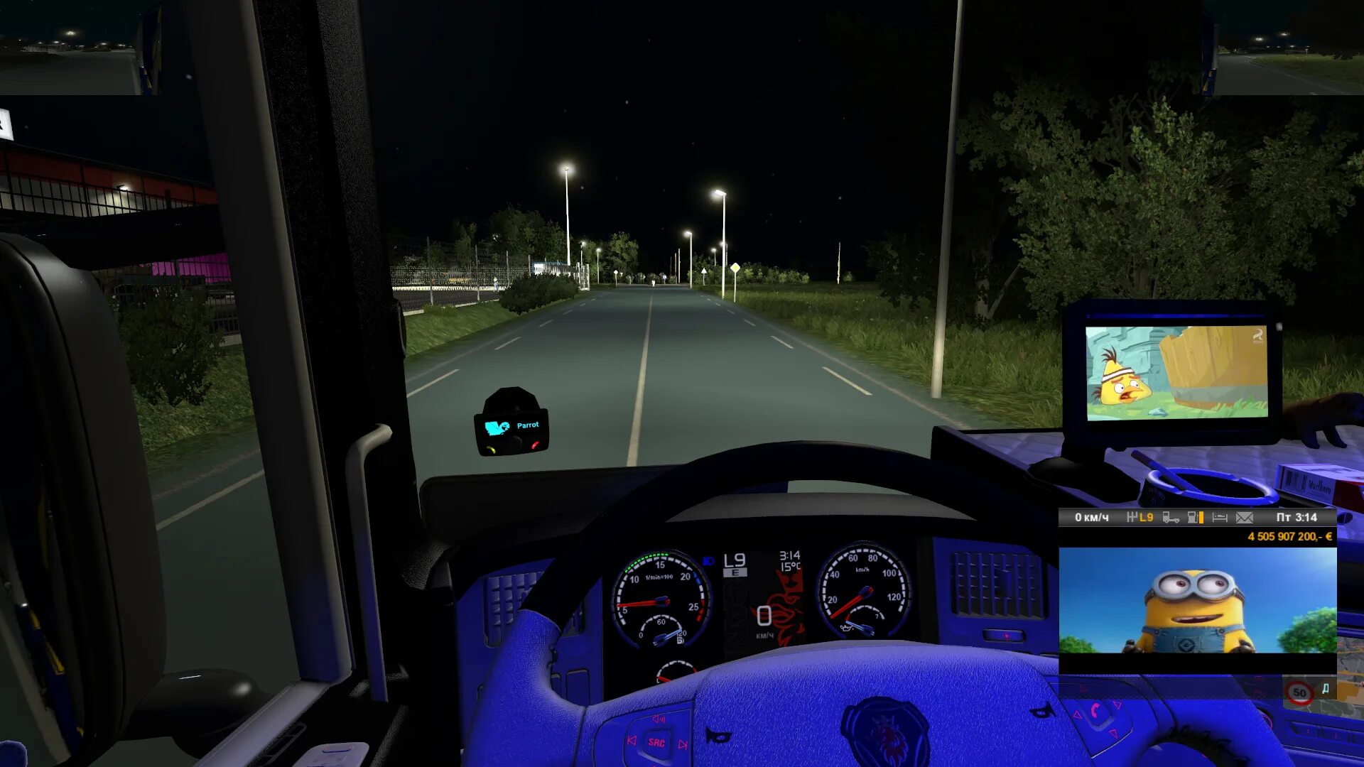 Евро трак симулятор 2 геймплей. Телевизор для ETS 2 1.46.2.20. Euro Truck Simulator 2 мониторы. Euro Truck Simulator на ПСП. Мод на tv man