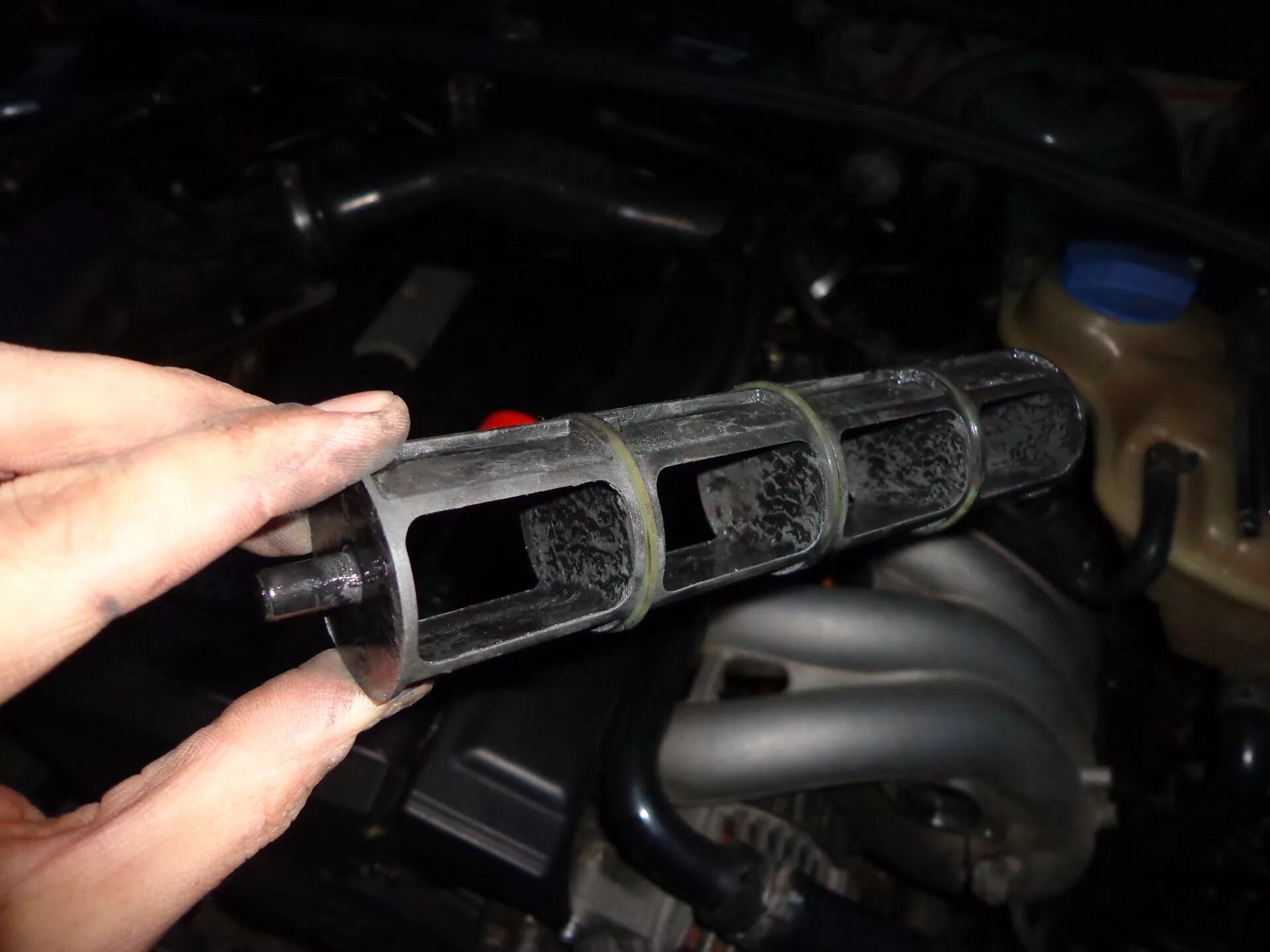 Заслонка привода впускного коллектора passat b5 1998 1. 8. Флейта пассат б5. 8 adr. Пассат б5 1.