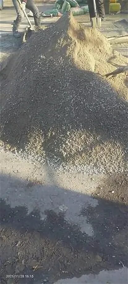 Текстура желтого цемента. Sand color. Цветной кварцевый песок. 1-0. Песок номер 20.