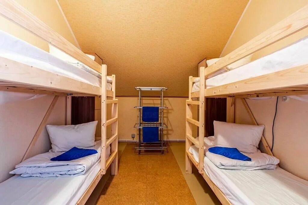 Hostel rose