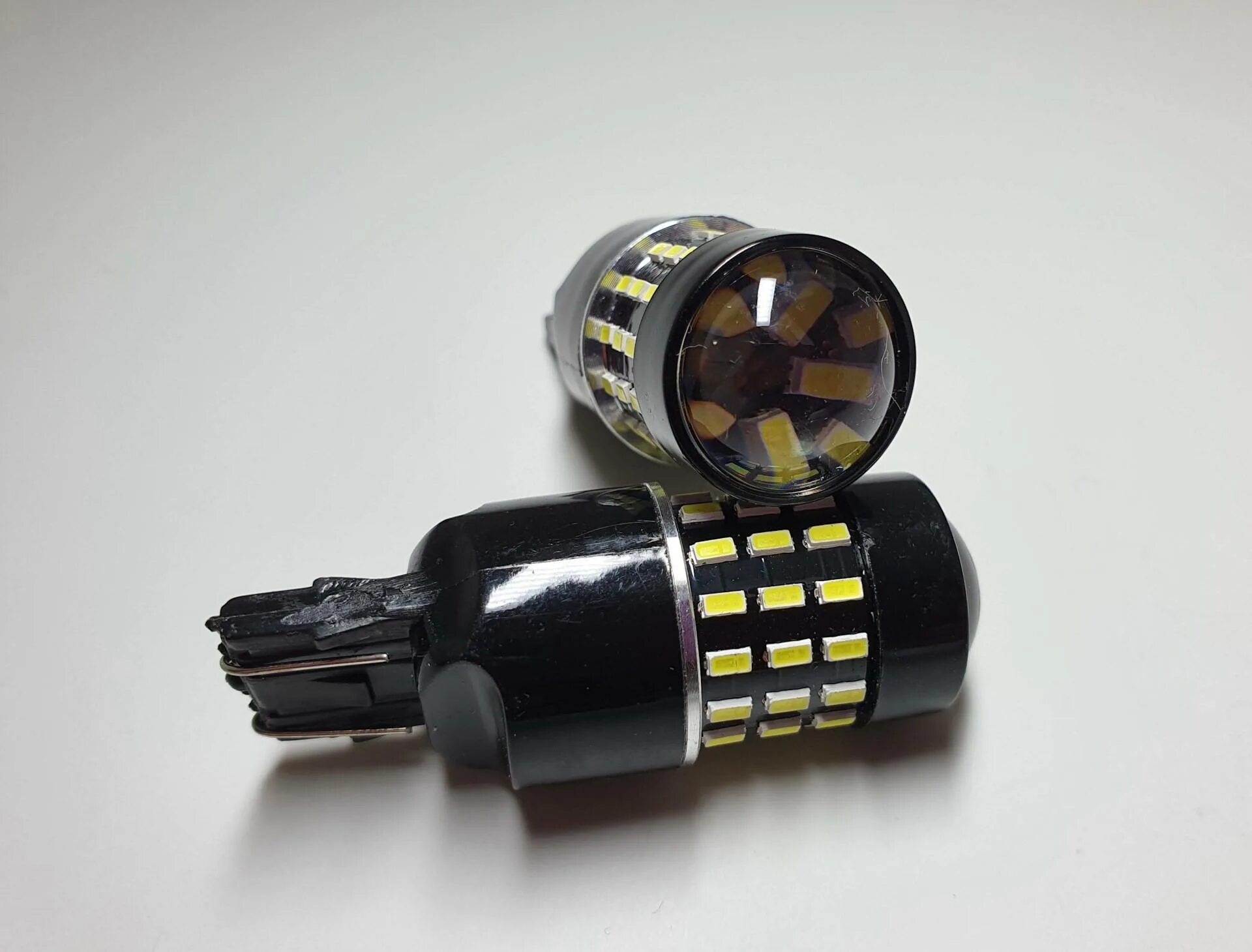 Лампа гранты лампа дхо лада гранта. Лампа дхо калина кросс. Огни дневные ходовые ks-h004 (1 high power led). Лампы дневных ходовых. Лампочка ходовых огней ситроен с4.