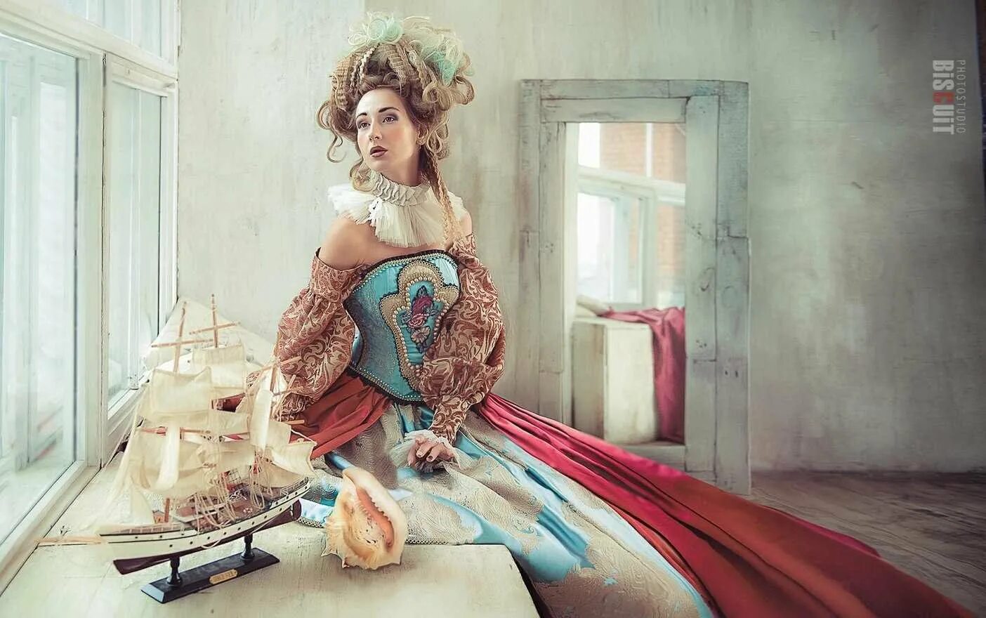 Девушка в стиле рококо. Рококо мода мария антуанетта. Фотосессия в стиле рококо. Мария антуанетта фотосессия в стиле рококо. Рококо мария антуанетта.