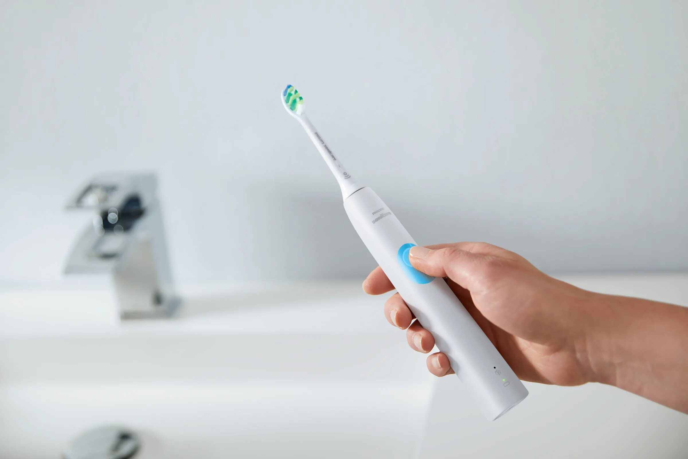 Почему электрическая щетка. Philips Sonicare PROTECTIVECLEAN 4300. Электрическая зубная щетка Philips Sonicare PROTECTIVECLEAN hx6803/04. Электрическая зубная щетка Philips Sonicare hx6806. Электрическая зубная щетка Philips Sonicare hx6803.