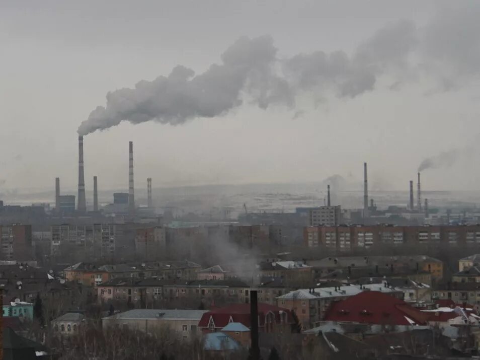 Тараз ауа. Усть-Каменогорск загрязнение воздуха. Экология Усть-Каменогорска. Устькаменргоск выбросы. СЦК завод Усть-Каменогорск.