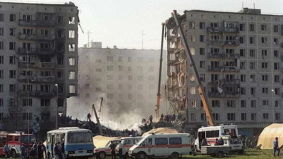 Взрыв дома на улице Гурьянова 1999. Теракт на улице Гурьянова 1999 в Москве. Улица Гурьянова 1999.