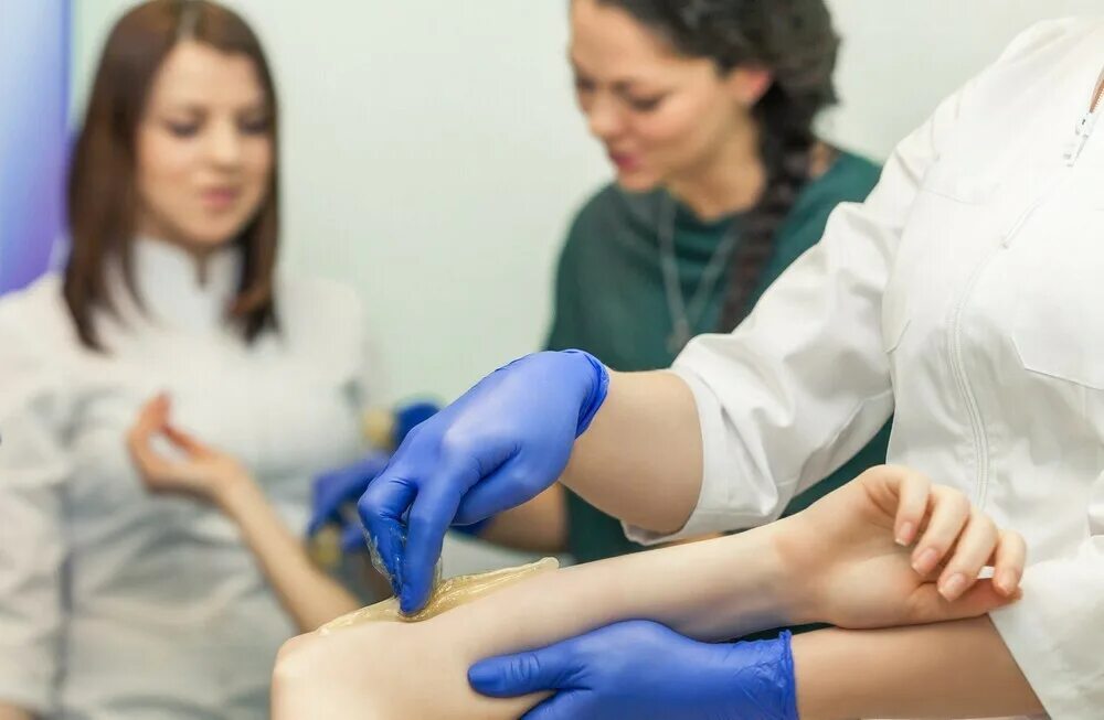 Восковая депиляция. Курсы по шугарингу. Специалист по депиляции. Начинающий мастер депиляции. Шугаринг воск.