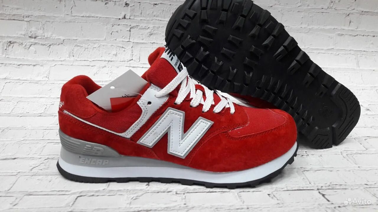 New balance red