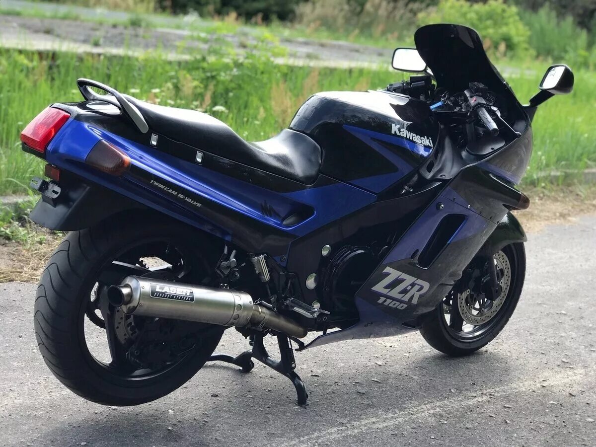 Мотоциклы из европы. Bmw k2200lt. Honda bandit 600 2001. Energica ego rs. Европейские мотоциклы.