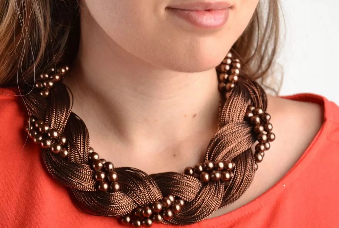 текстильные украшения. украшения из бусин. бижутерия своими руками мастер класс. колье коса. украшения бусы.