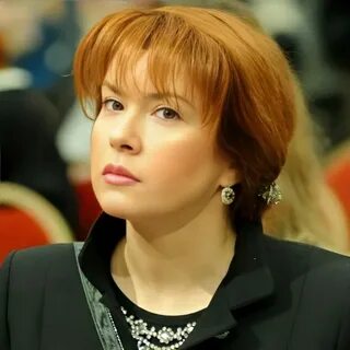 Битва экстрасенсов актриса ведущая