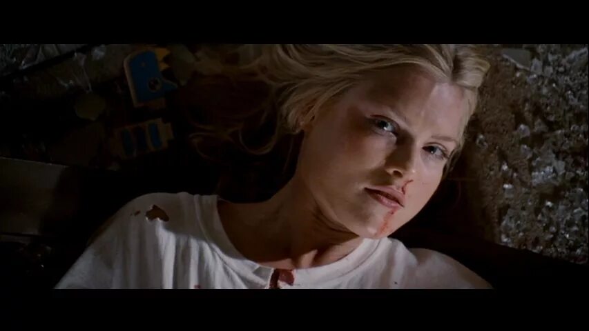 Эли лартер одержимость 2009. Умопомрачение сериал. Одержимость фильм 2009 эли лартер. Эмили блант одержимость. Греховная одержимость 2004.