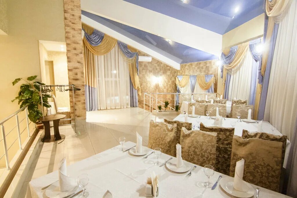 Мычара ресторан симферополь меню. Симферополь княжна втиха. Мычара ресторан симферополь жуковского. Симферополь ул киевская 90 а ресторан селена. Трактиры симферополя.