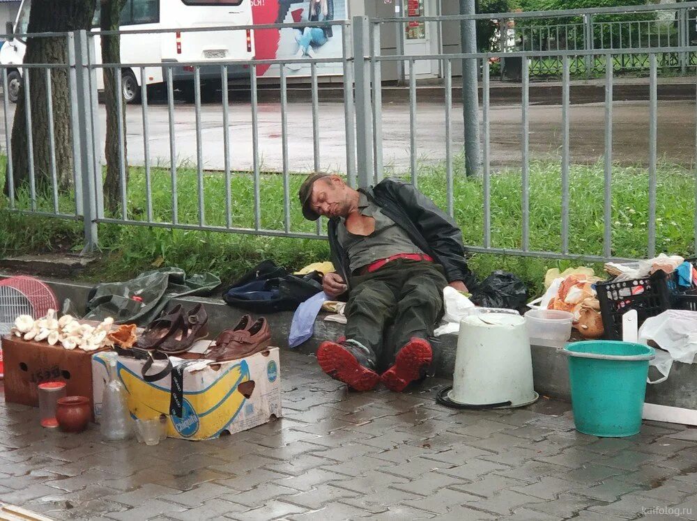 Бомж видео. Бомж видео
