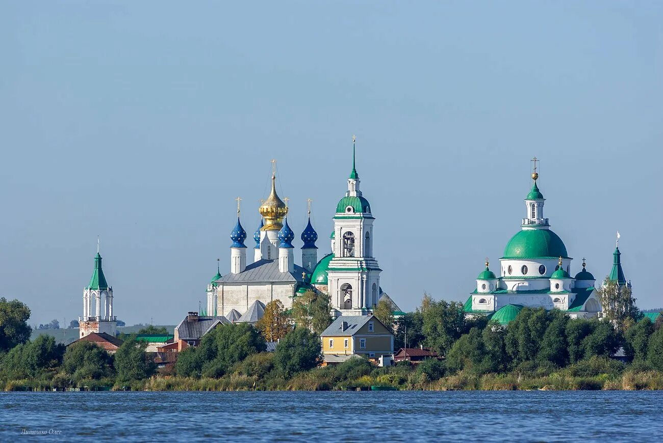 Спасо яковлевский монастырь. Спасо-яковлевский монастырь ярославль. монастырь в ростове великом на озере неро. спасо ярославский монастырь ростов.