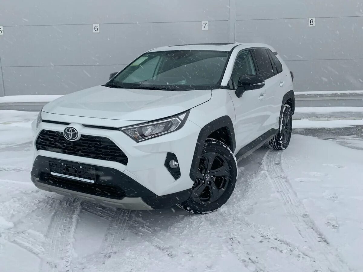 Новый тойота рав 4 казань. Тойота рав 4 2016 белая. Рав 4 50. Новый тойота рав 4 казань. Toyota rav4 2021 серебристый металлик.