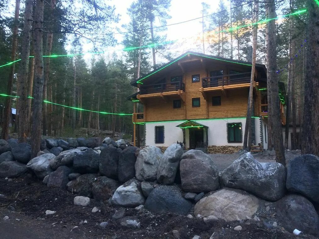 Отель три брата. Гостиница рубин сахалинская область. 3 брата терскол. Гостиница в александровск сахалинском и стоимость проживания. Александровск-сахалинский гостиница 3 брата.