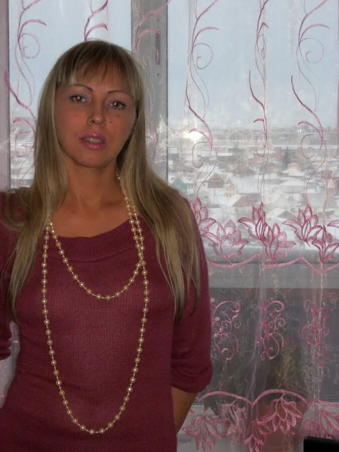 Женщина г барнаул. Женщины из барнаула. Незамужние девушки женщины города. Барнаул незамужние женщины. Женщина г барнаул.