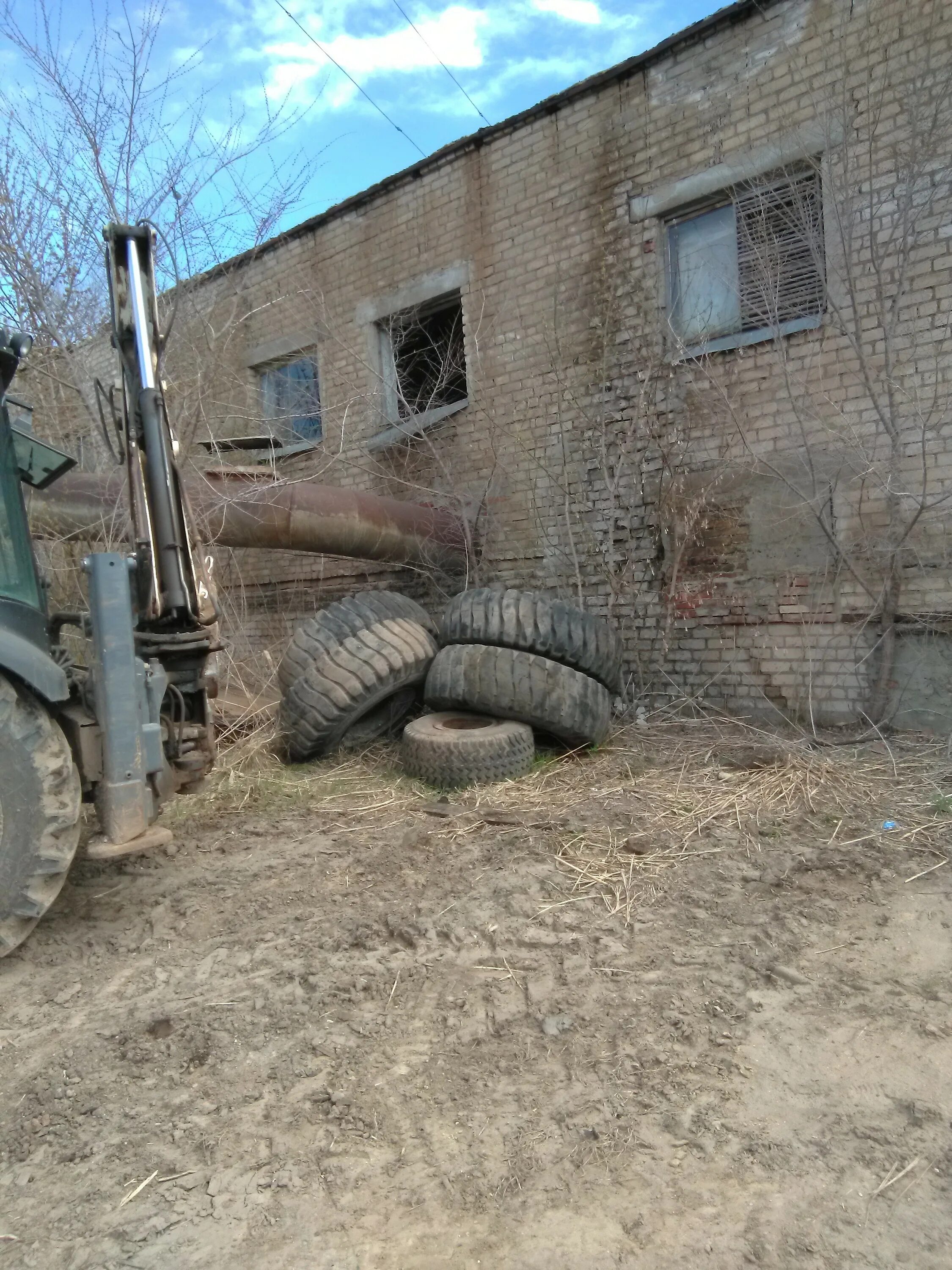 Индекс п комсомольский. П Комсомольский Тульская область. Ленинградский дом с кочегаркой. Волгоград дома.