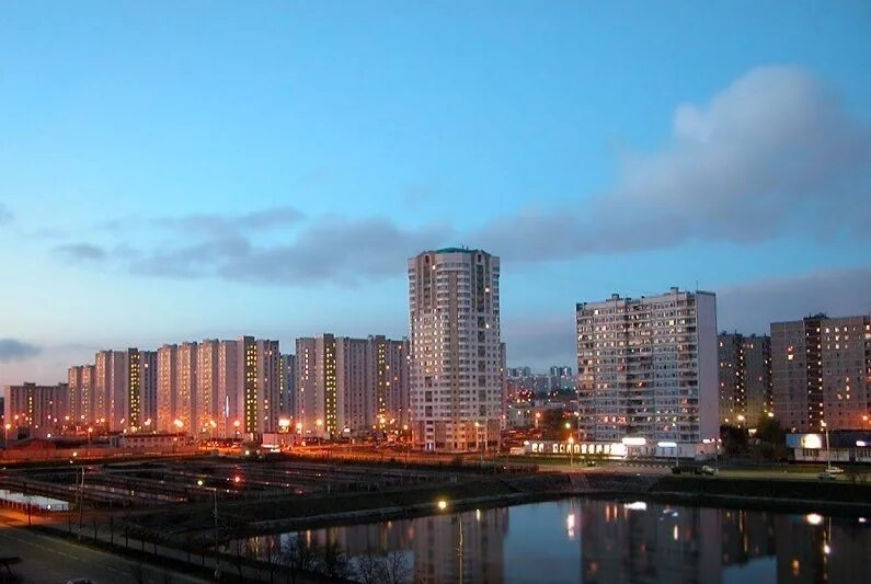 Рядом братеево. Братеево марьино. братеево москва.