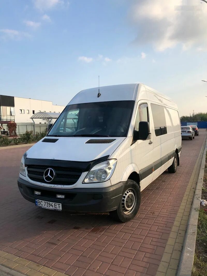 Mercedes-Benz Sprinter 318cdi. Мерседес Спринтер 318. Мерседес Sprinter 318 CDI. Мерседес 318 CDI. Мерседес спринтер бу с пробегом купить