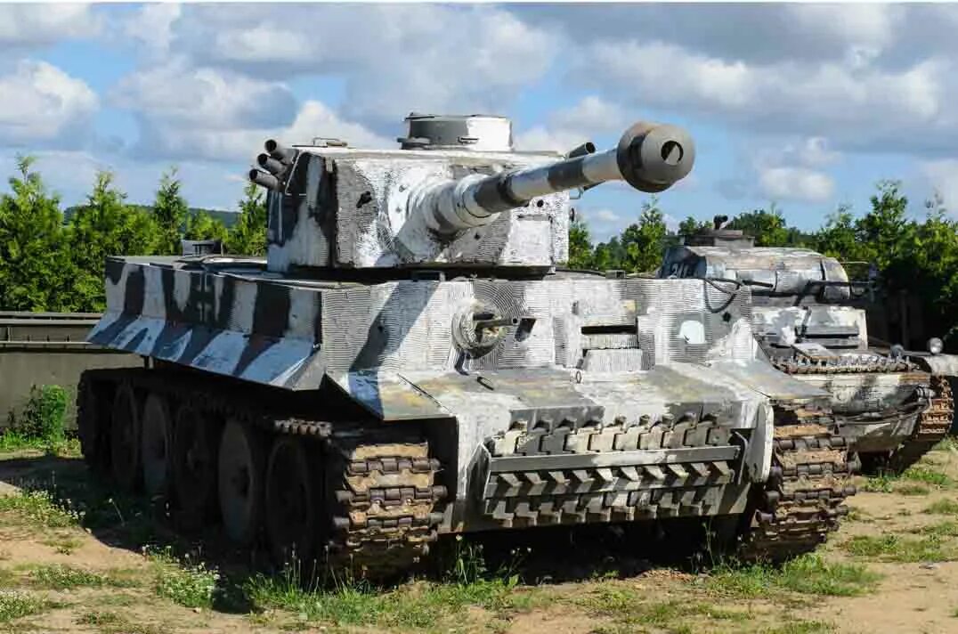 Новый немецкий танк тигр. Танк т-6 тигр. Танк т-6 белый тигр. Танк тигр 4. Немецкий танк т6.