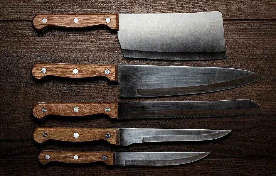 Правильно выбрать нож. Нож Bergner Meister Koch. Кухонный нож. Кованые ножи для кухни. Kitchen Knife ножи.