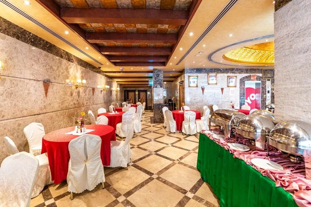 шарджи кристалл плаза 3*. Crystal plaza hotel 2 оаэ шарджа. кристалл плаза оаэ. Crystal plaza 2. Crystal plaza 2.