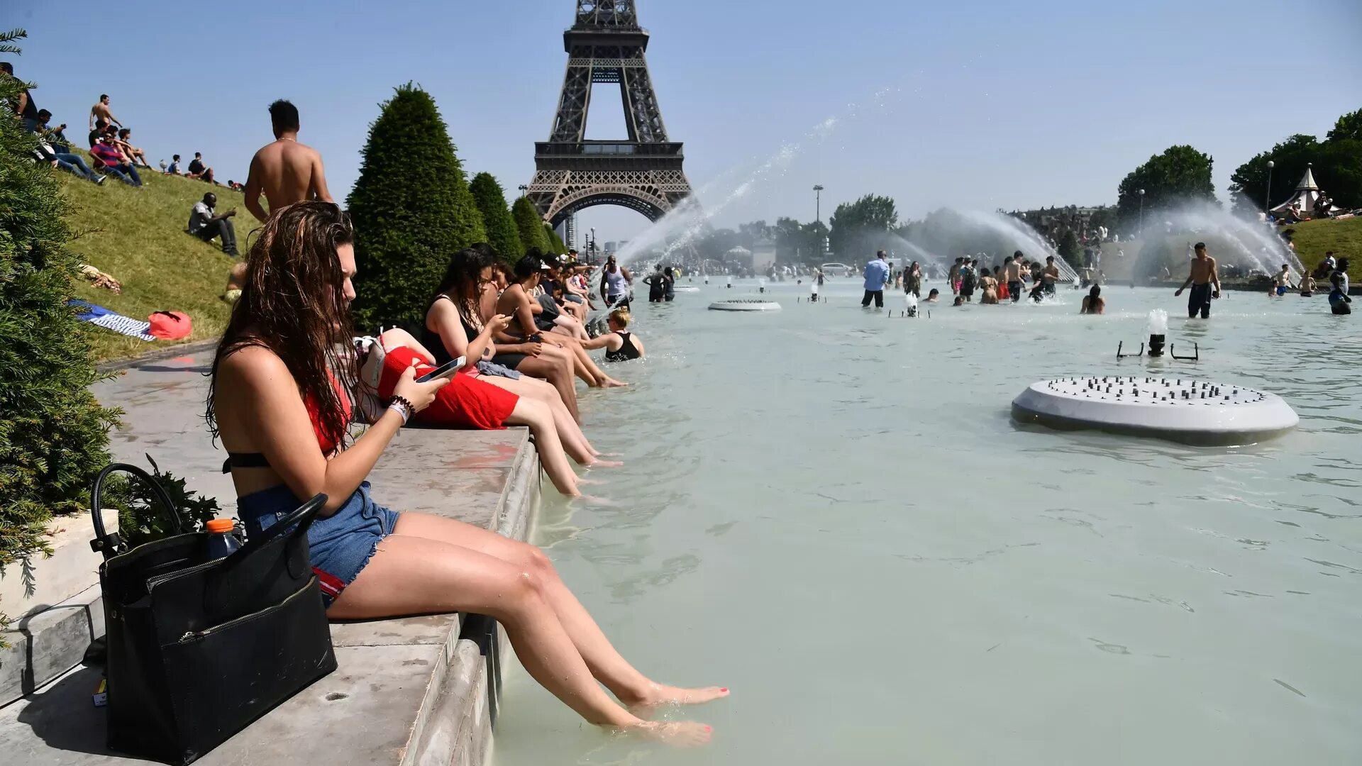 Аномальная жара в Европе 2022. Жара во Франции 2022. Аномальная жара в Германии 2022. Аномальная жара во Франции.