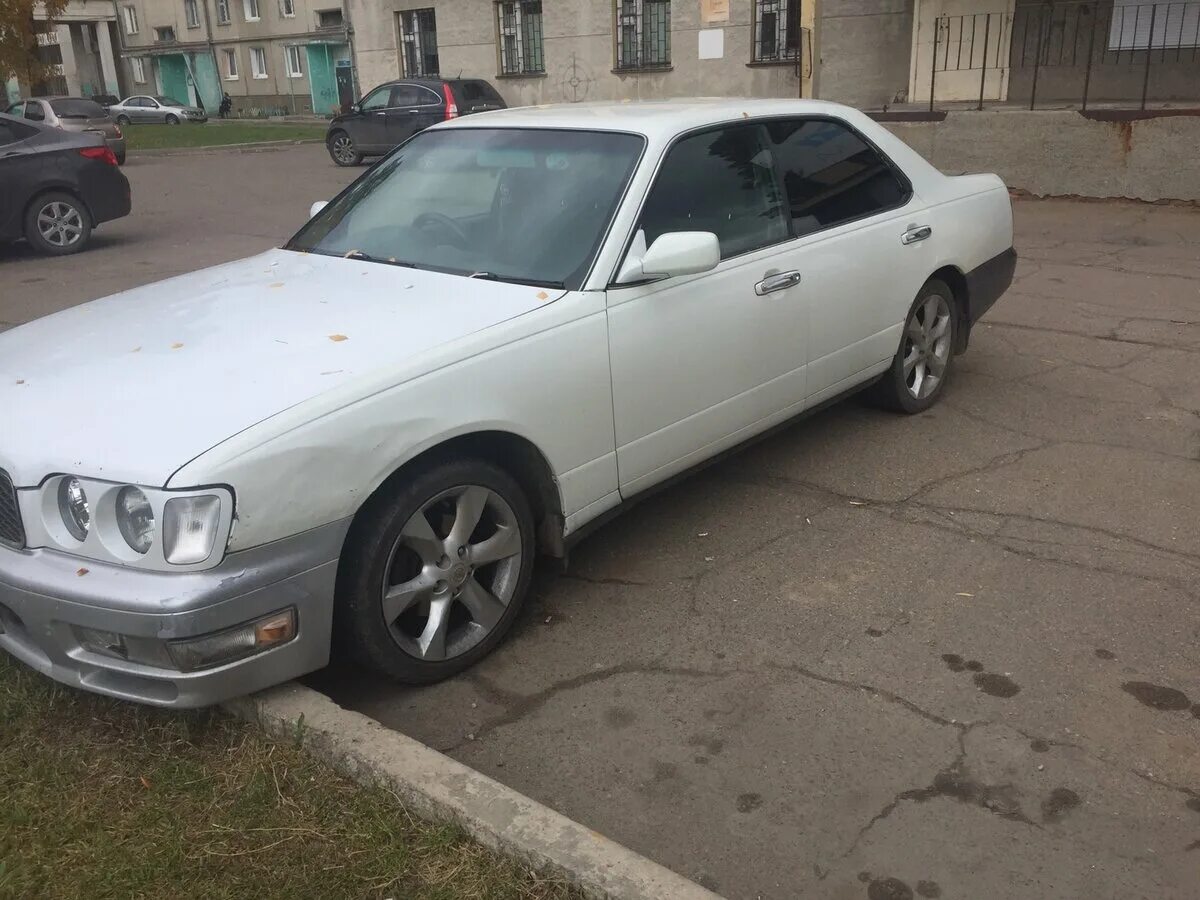 Ниссан бу ру. Nissan Gloria x 1997. Nissan Gloria x (y33), 1997. Nissan Gloria 1997 машина.