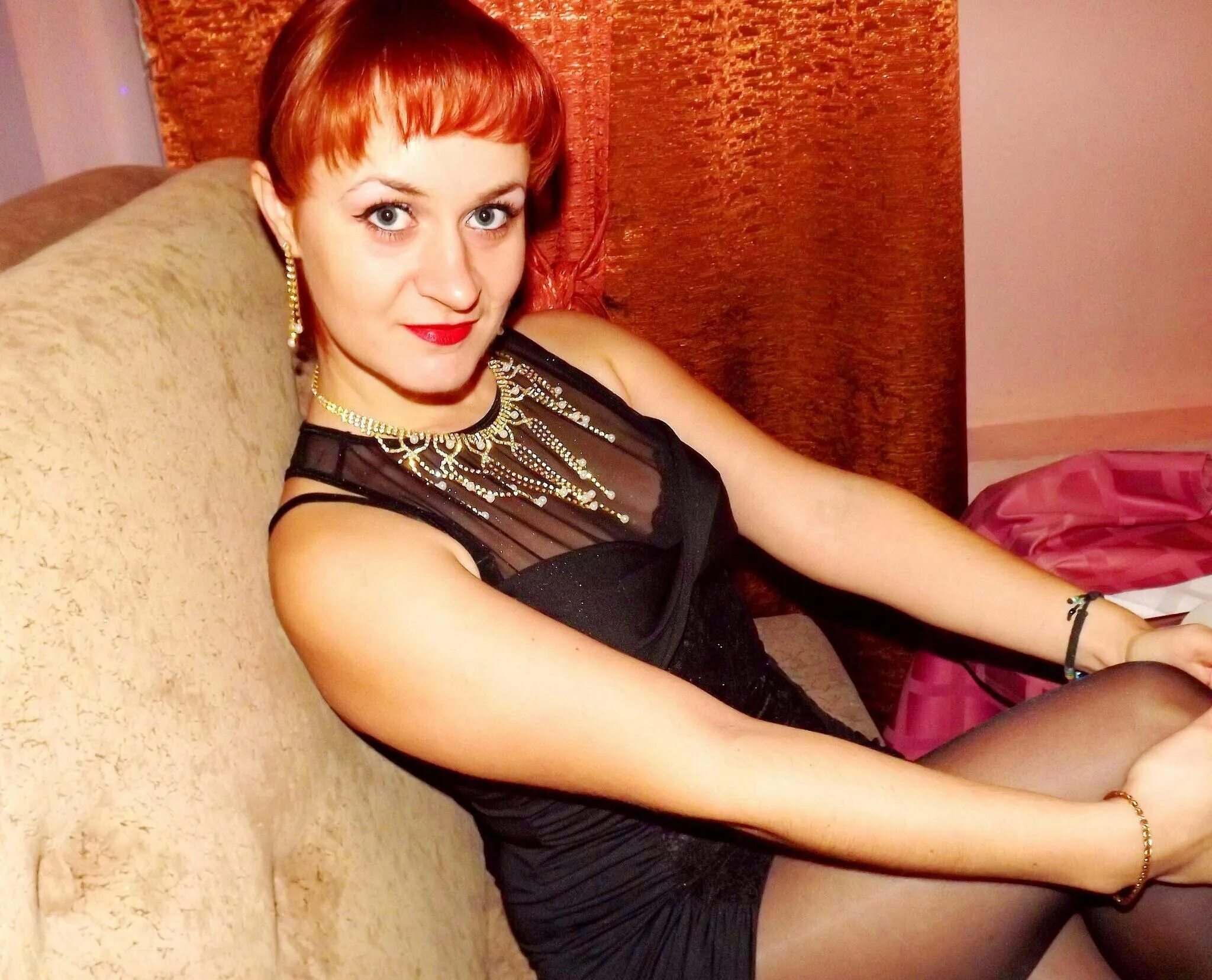 богатые и одинокие женщины. богатая дама ищет мальчика. женщины ищут мальчиков. взрослые женщины которых хотят. женщины ищут мальчиков.