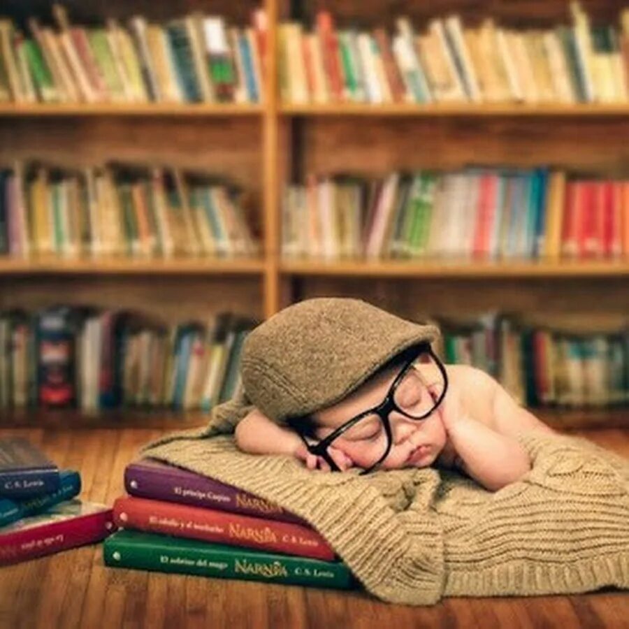 Подростки в библиотеке. Книголюб 2. Ленивый писатель. Иллюстрации к книгам. Библиотека иллюстрация.