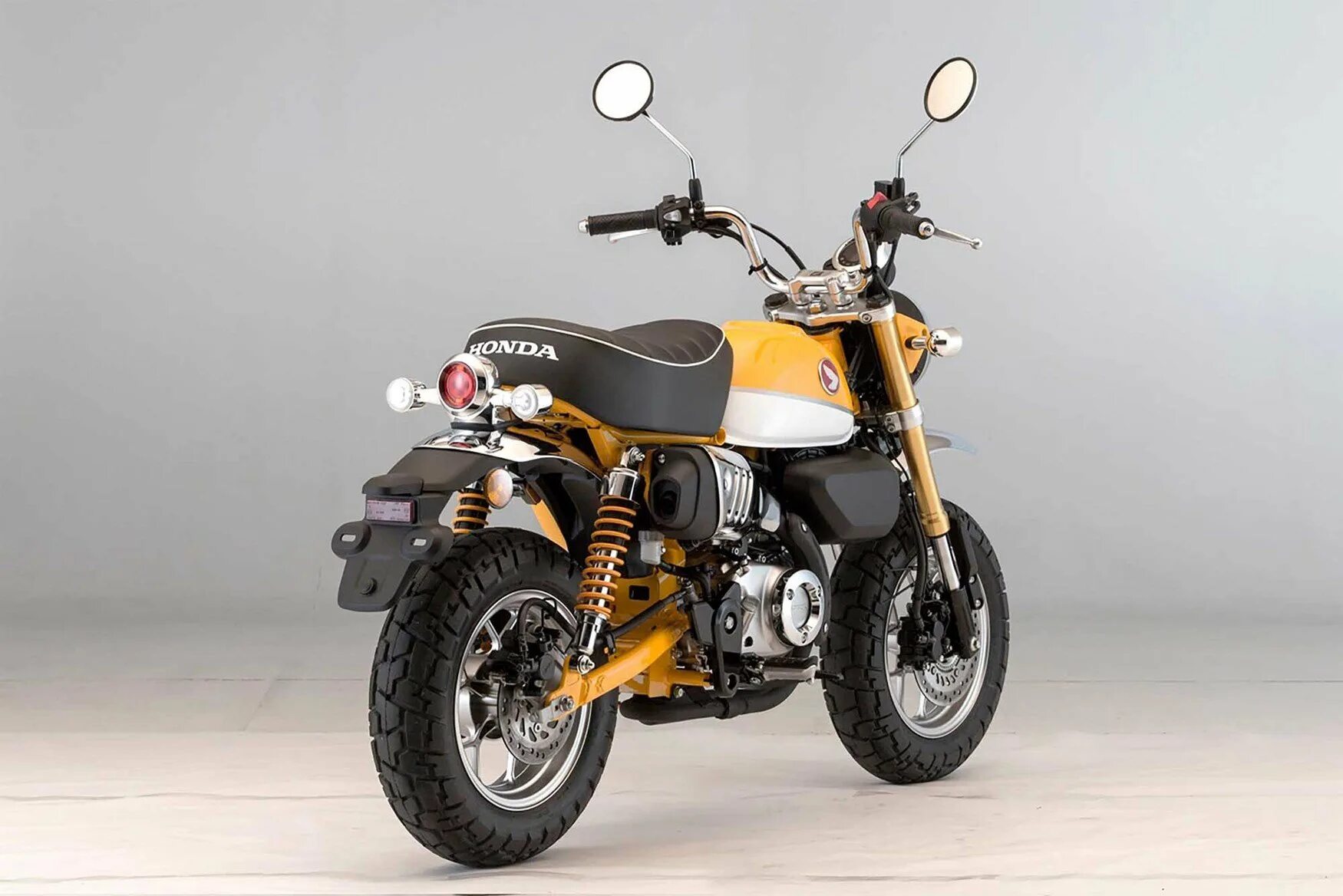 Мотоцикл макака. Хонда манки 125. Мотоцикл Honda Monkey 125. Honda Monkey 2012. Honda Monkey 125 габариты.