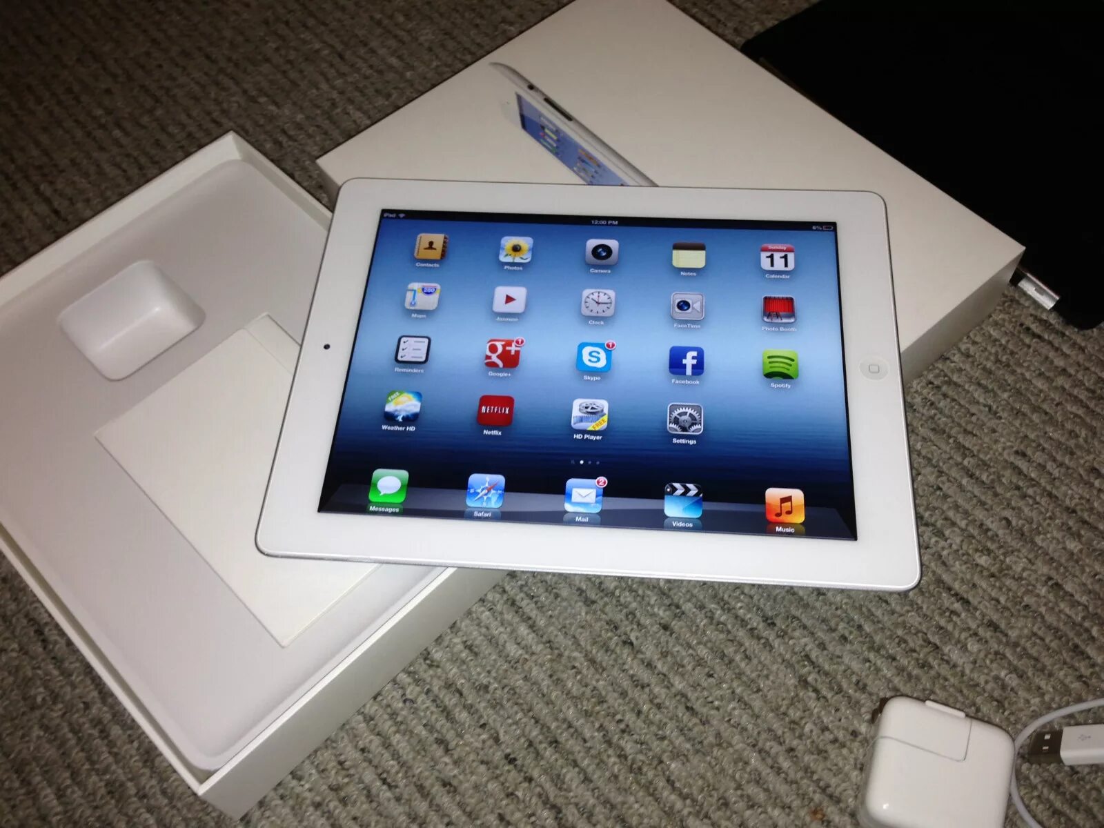 Айпад м3. IPAD 3 64gb. Планшет Apple IPAD 4 32gb. IPAD 4 64gb 3g. Apple IPAD 3 64gb WIFI.