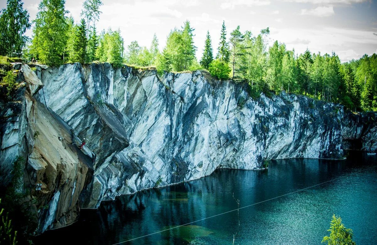 Горный каньон рускеала. Мраморный каньон рускеала. Карелия парк рускеала. Каньон в карелии рускеала. Каньон в карелии рускеала.