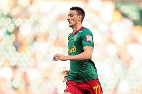 Футболист марко