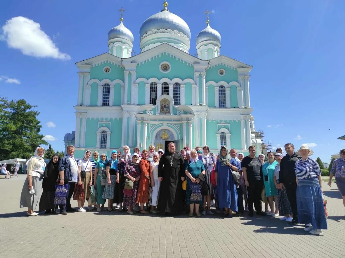 Дивеевский монастырь, паломнический центр. Хотьково монастырь паломнический отдел. Паломнический отдел Брянской митрополии. Паломничество в дивеево