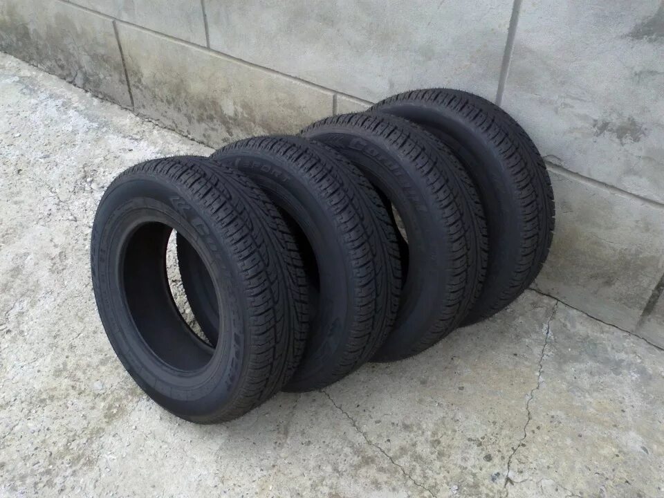 Шины газ 24 r15. Колеса от газ 24. Шины на волгу. Шины на газ 31105. Волга газ 21 шины.