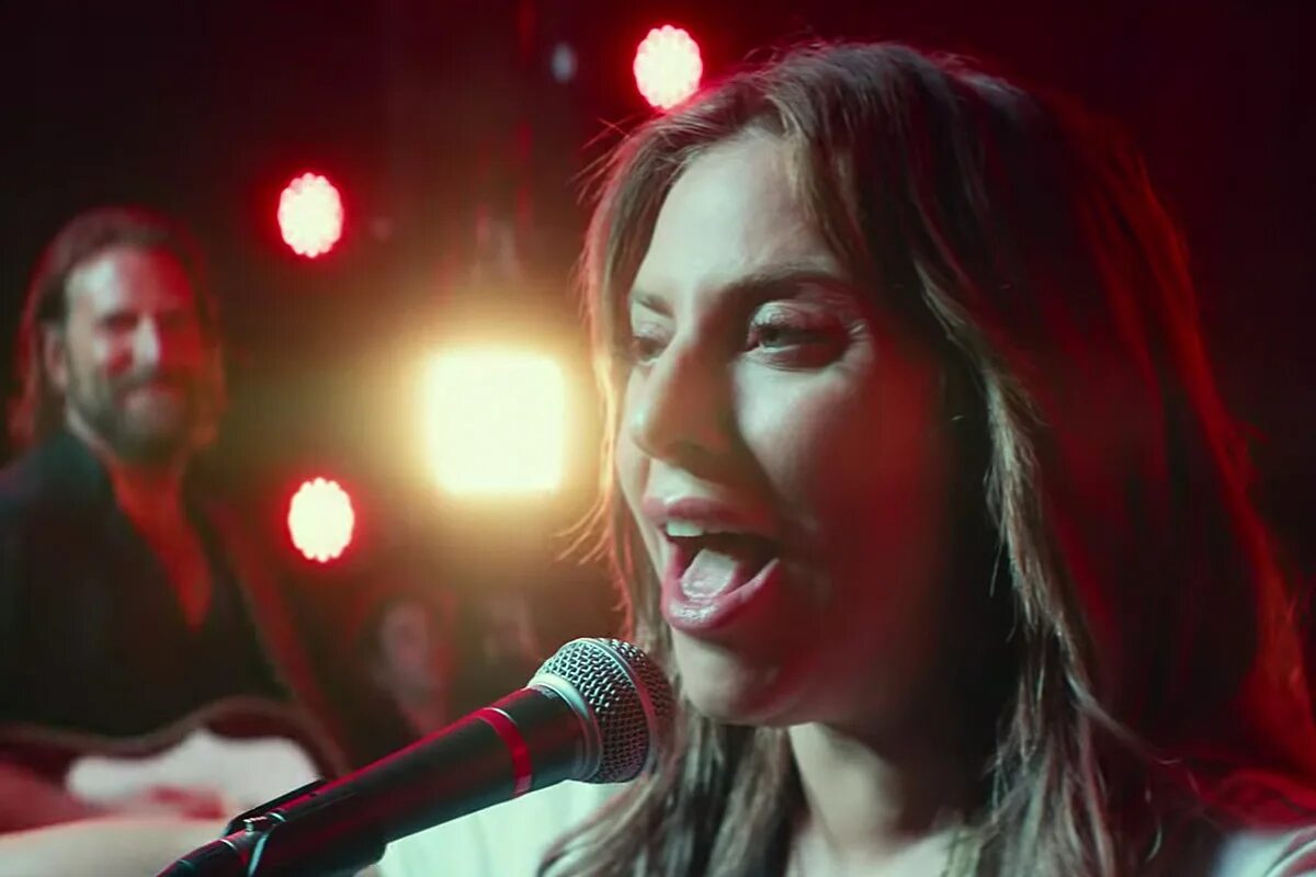 Гага звезда родилась песни. Леди гага и брэдли купер звезда родилась. Гага звезда родилась песни. Blackkkla. Леди гага и брэдли купер звезда родилась.