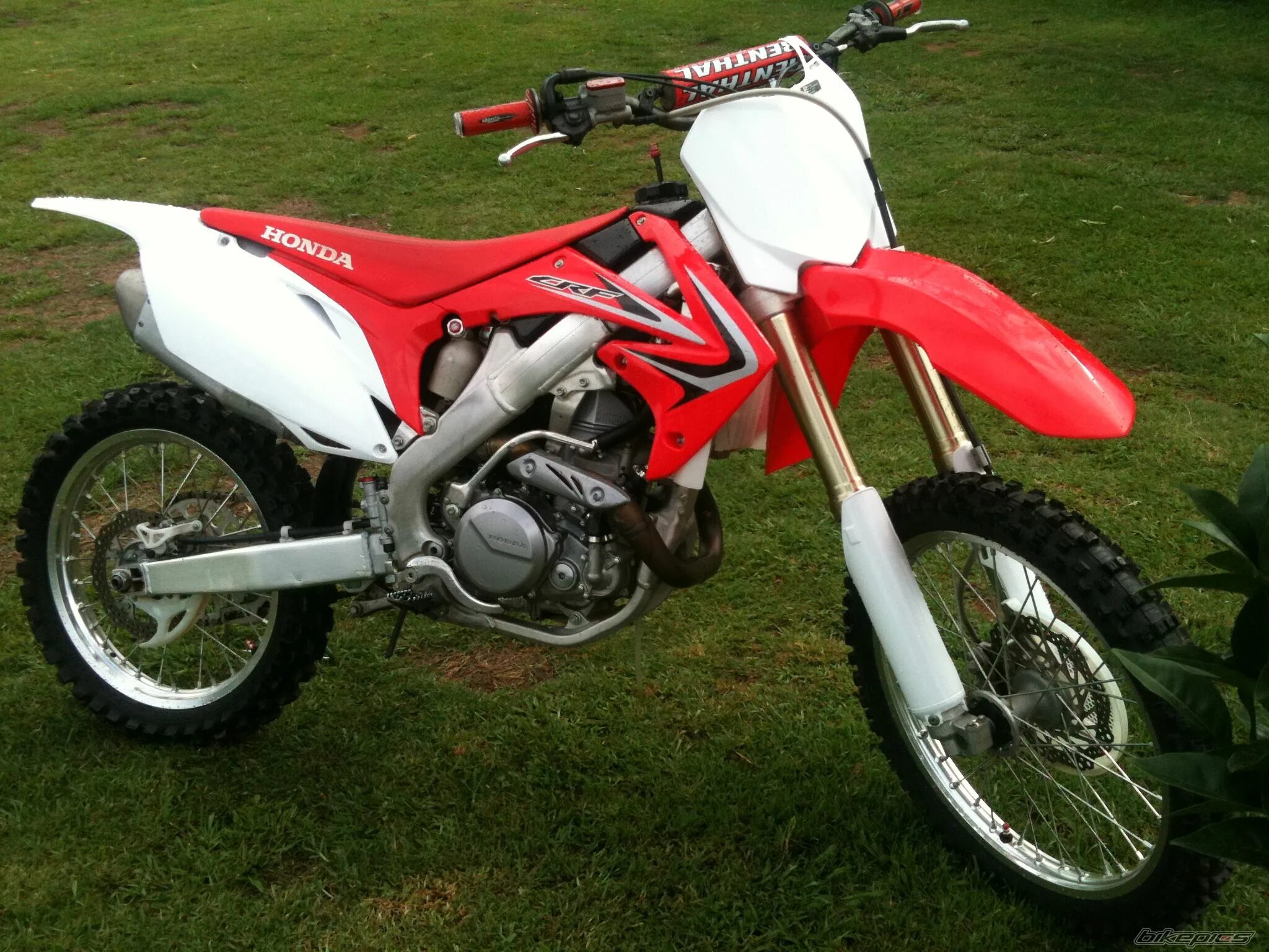 Honda crf450r. Хонда CRF 450. Хонда ЦРФ 450 Р. Honda crf450r 2010.