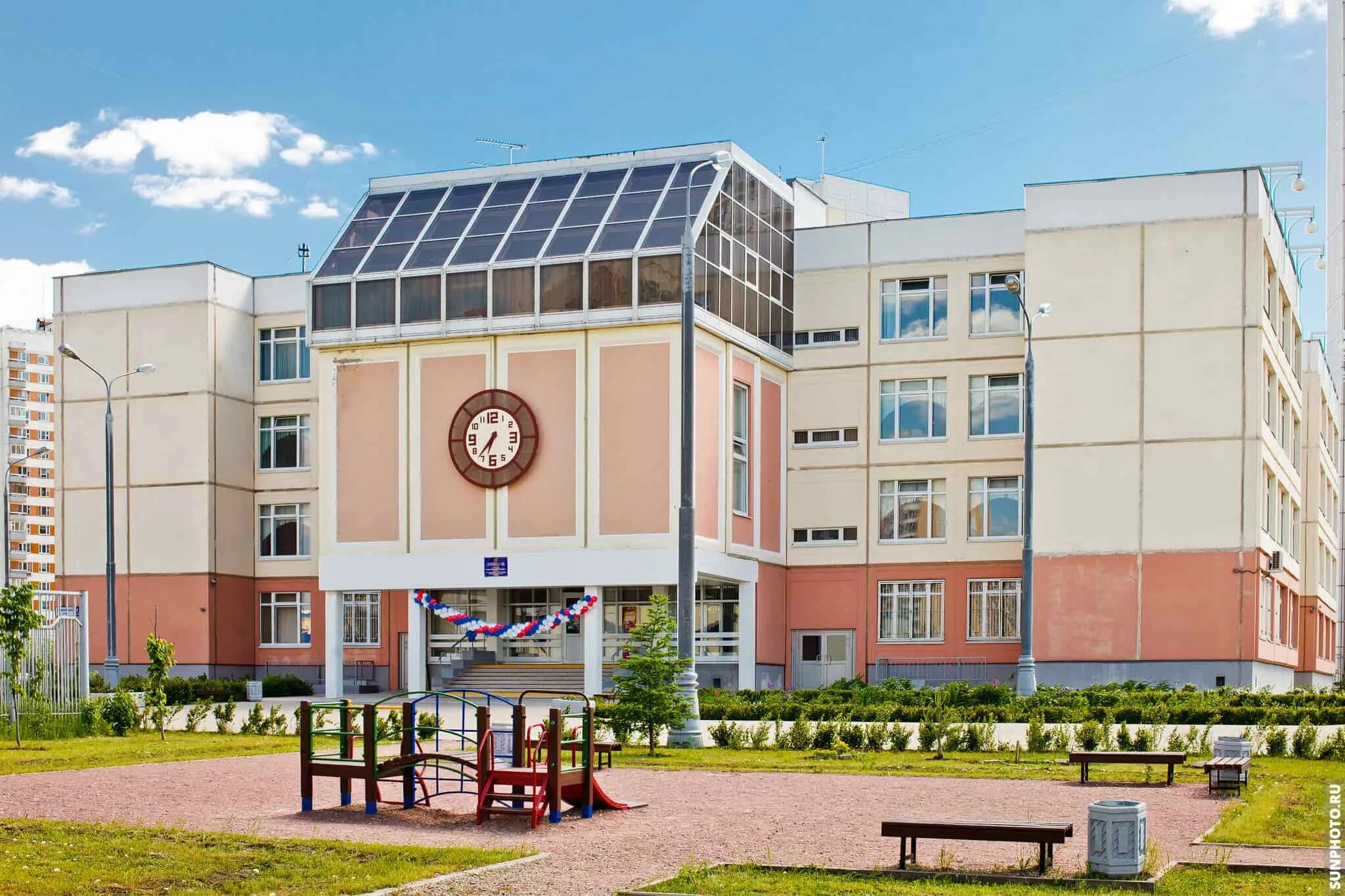 школа номер 1056 москва. гбоу общеобразовательная. школа имени чернышева. школа имени чернышева 1592. москва новогиреево школа 1324.