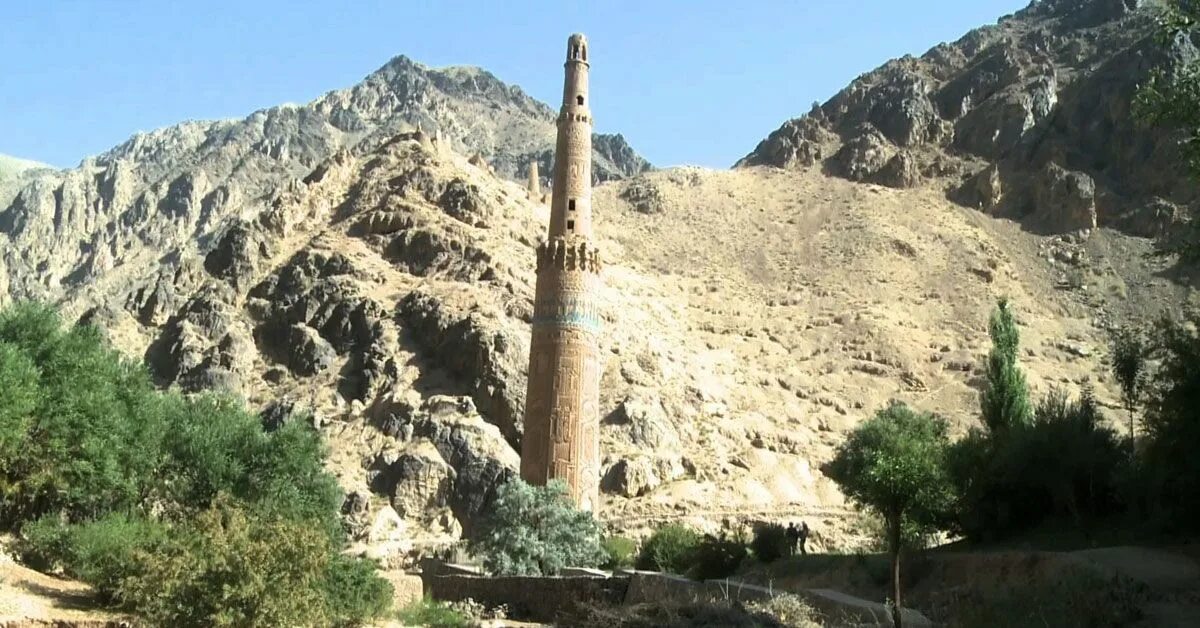 Джамский минарет афганистан фото. Минарет джам в афганистане. Джамский минарет афганистан. Джамский минарет афганистан. Минарет джама в афганистане.