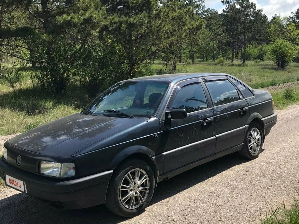 Фольксваген 1990 годов. Volkswagen Passat b3 Black. VW Passat b3 1990 седан. Volkswagen Passat b3 седан. Фольксваген Пассат б3 черный.